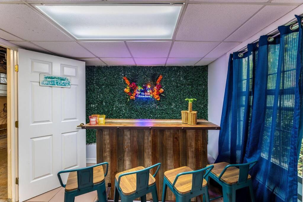 5/3 With A Heated Pool 2 Min From Beach, Updated Galveston Exterior foto